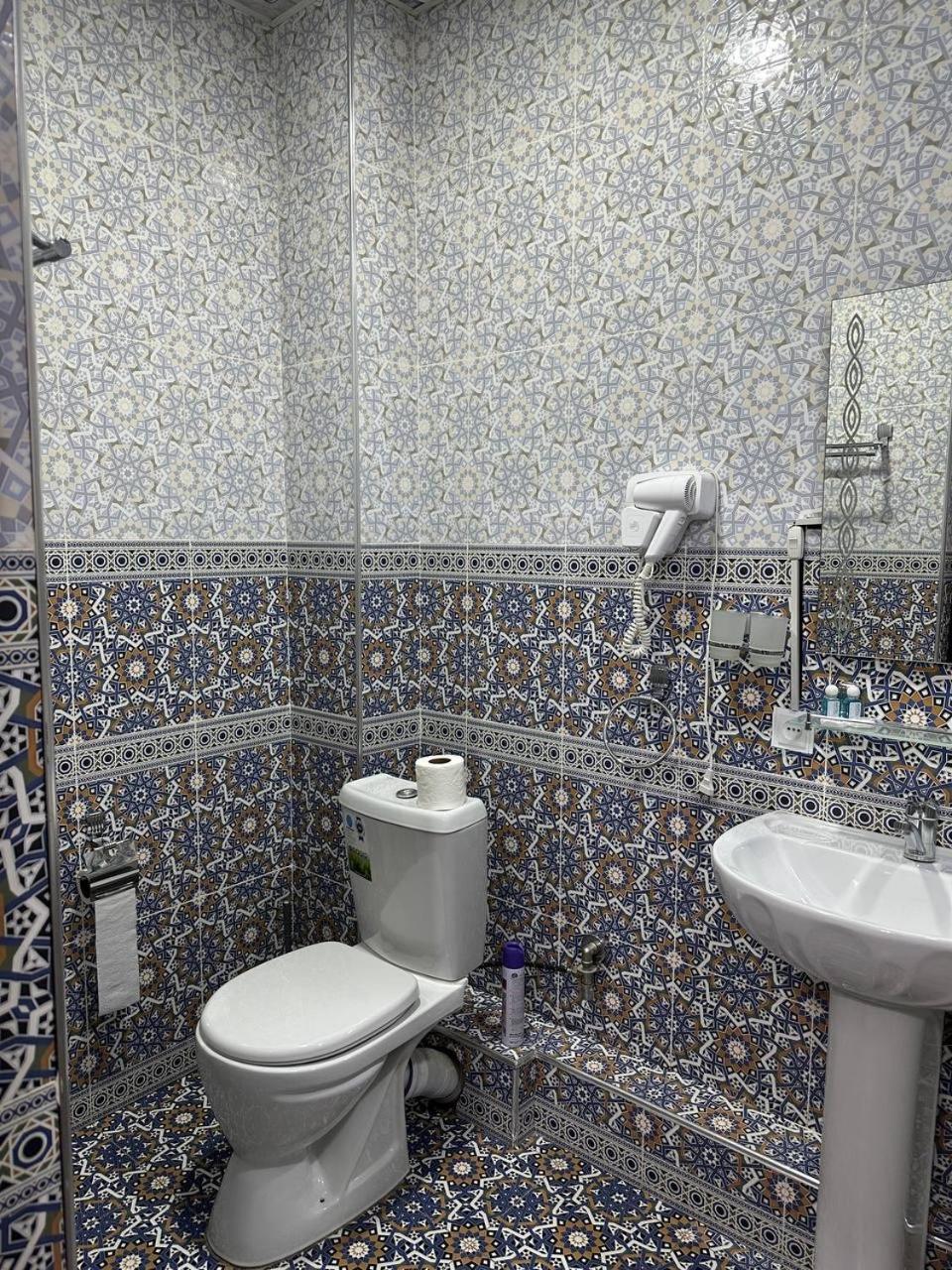 Vostok Hotel Buhara Kültér fotó