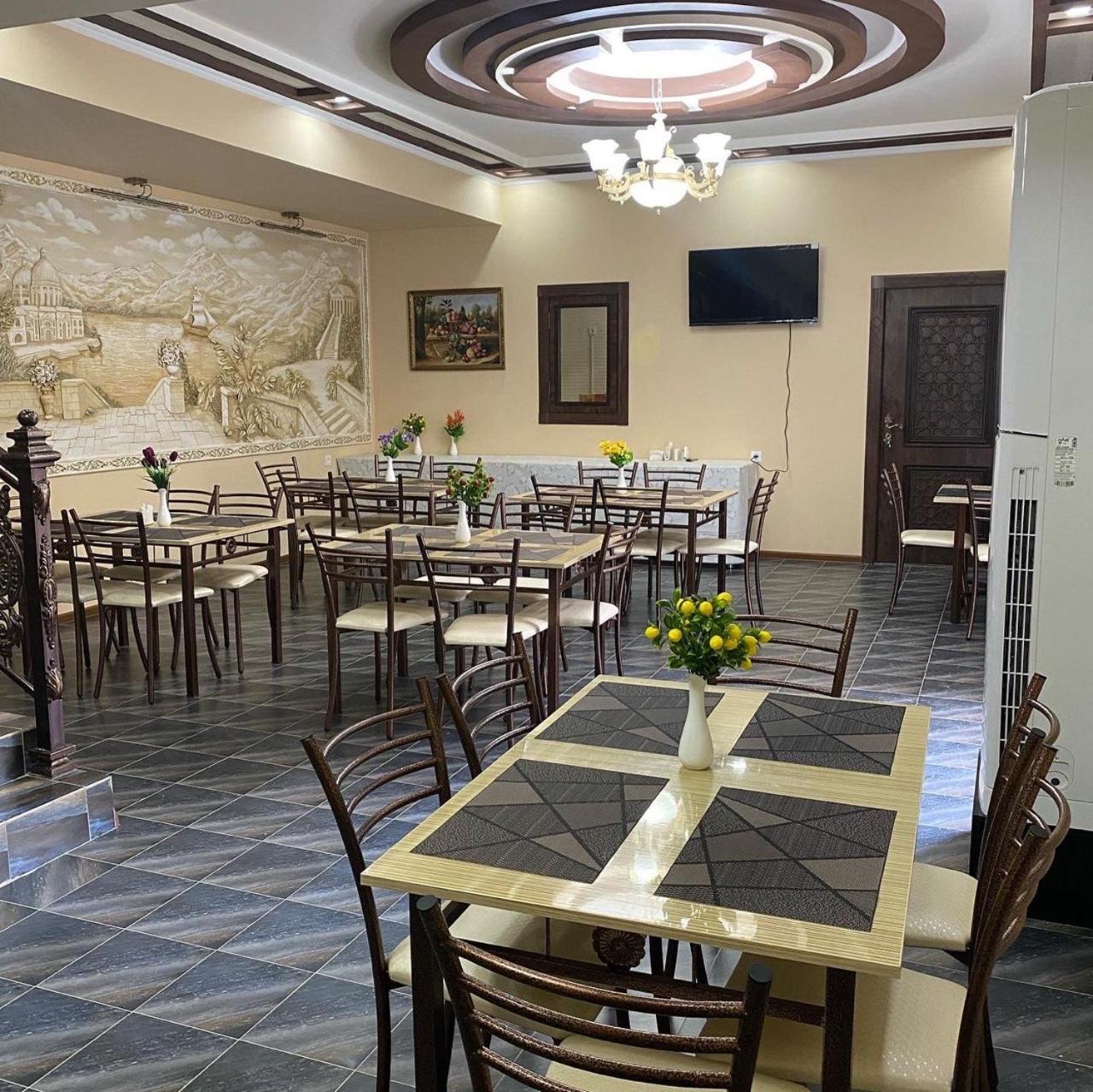 Vostok Hotel Buhara Kültér fotó