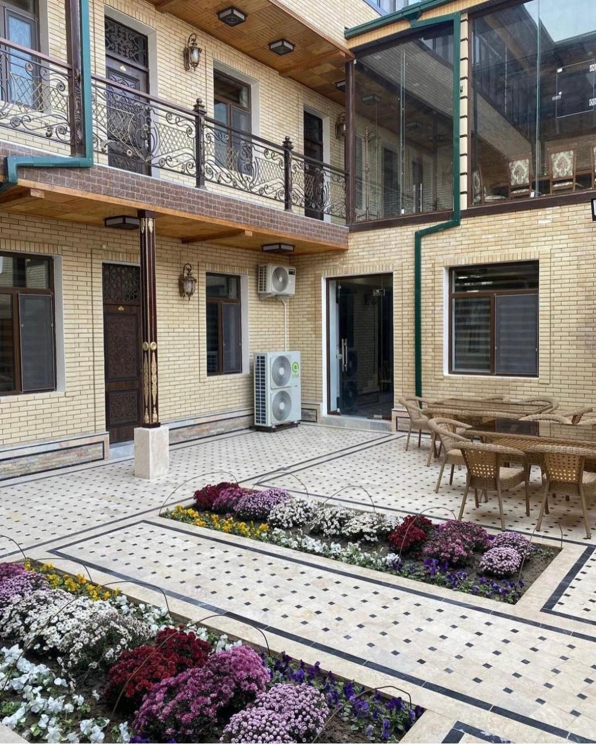 Vostok Hotel Buhara Kültér fotó
